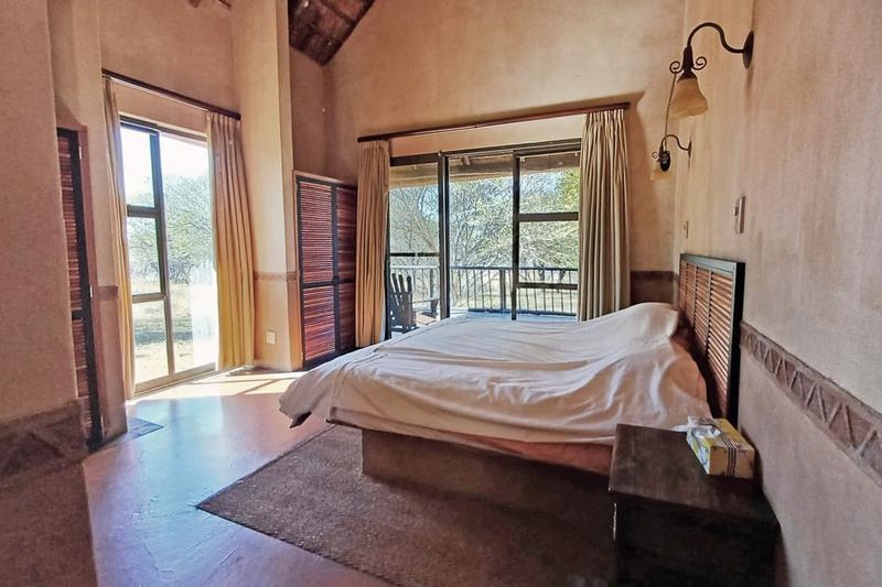 5 Bedroom Property for Sale in Vaalkop Dam North West